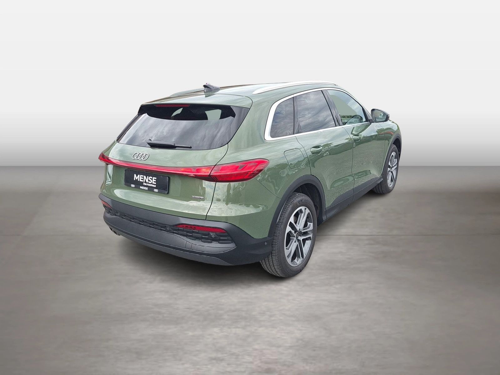 Audi Q5 2025 г. Зелёный, пробег 50000 км