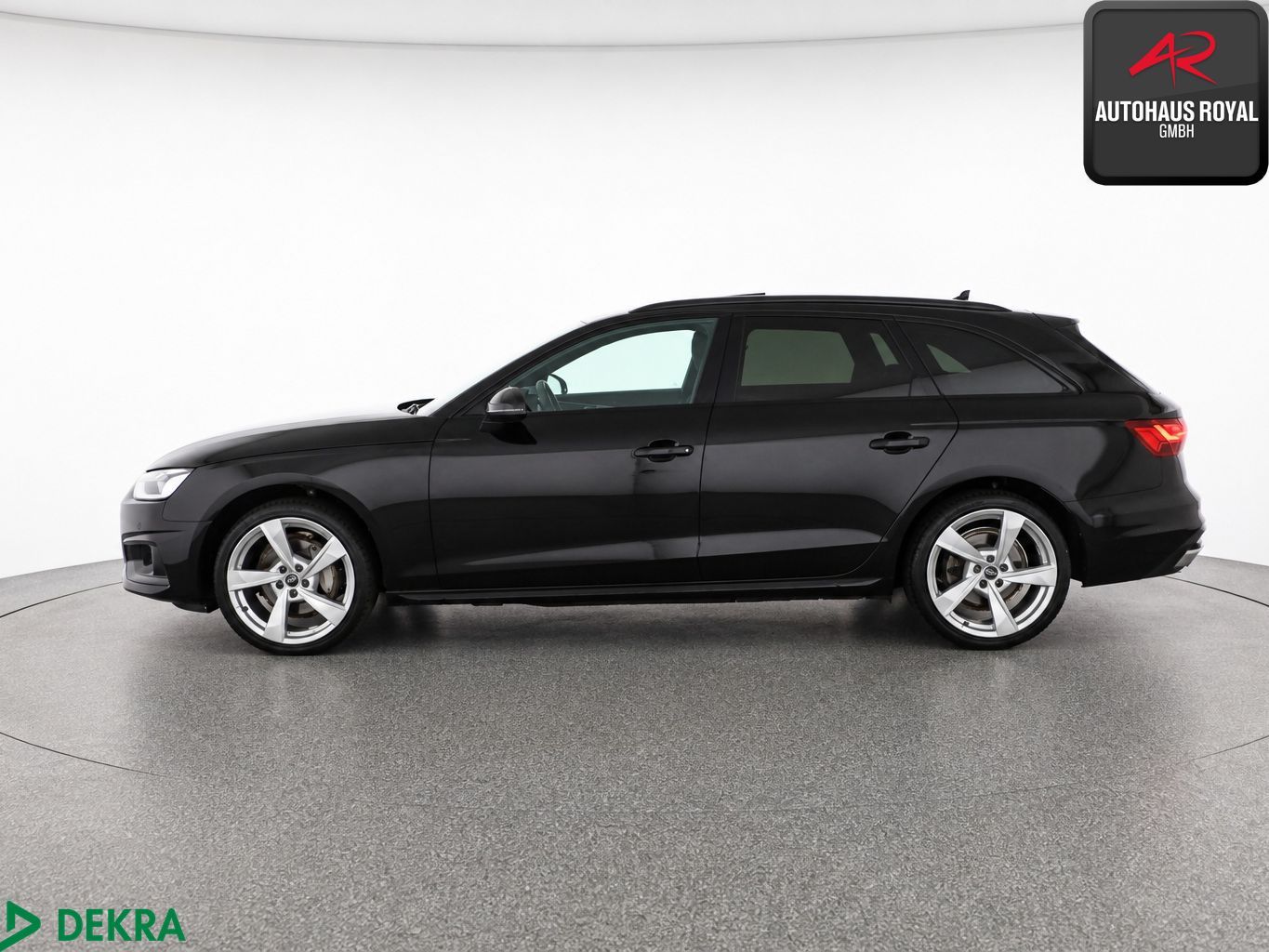 Audi A4 2023 г. Чёрный, пробег 55000 км