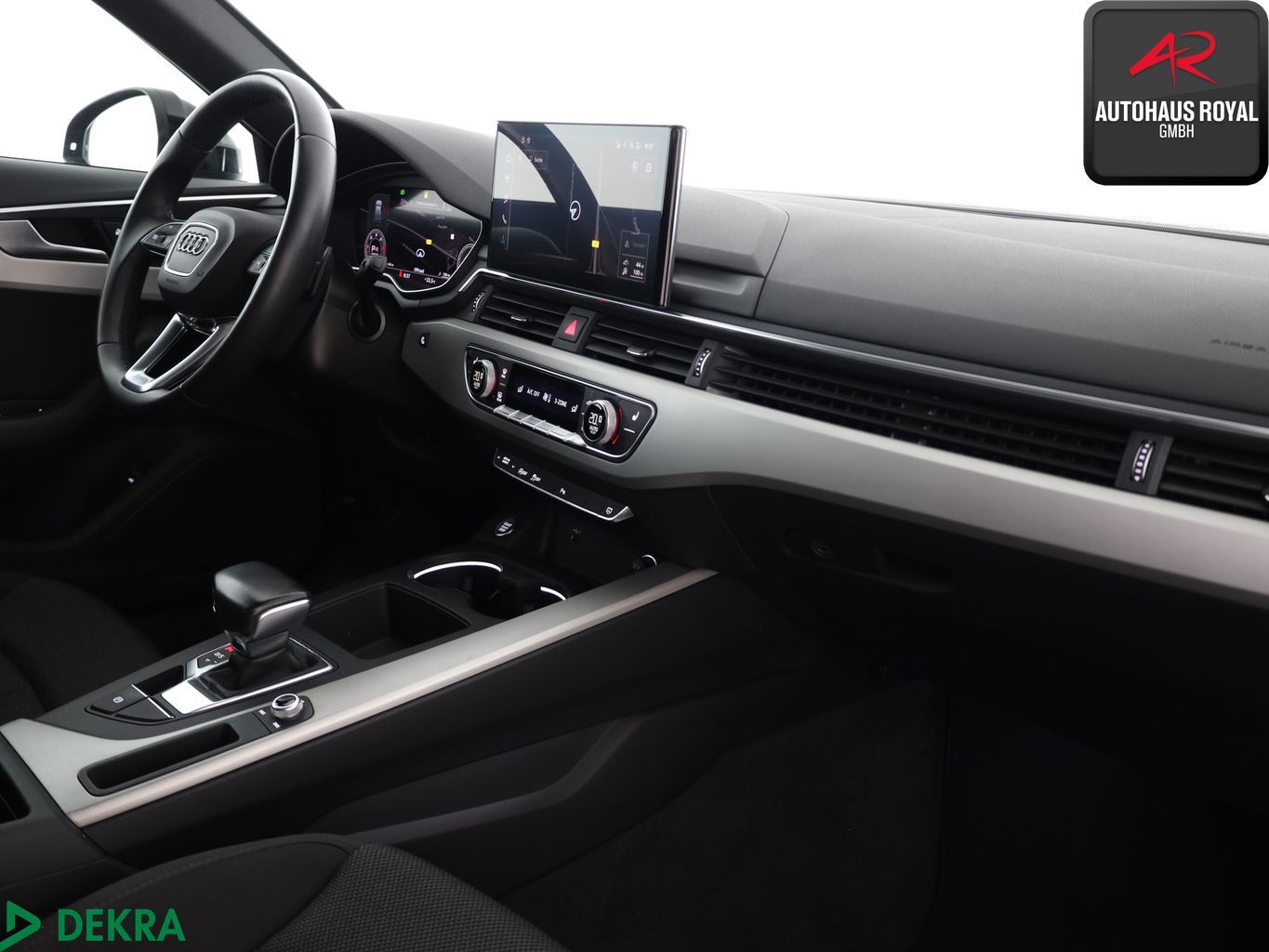 Audi A4 2023 г. Чёрный, пробег 55000 км