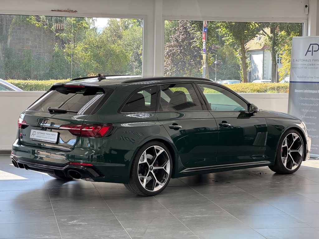 Audi RS4 2024 г. Зелёный, пробег 24712 км