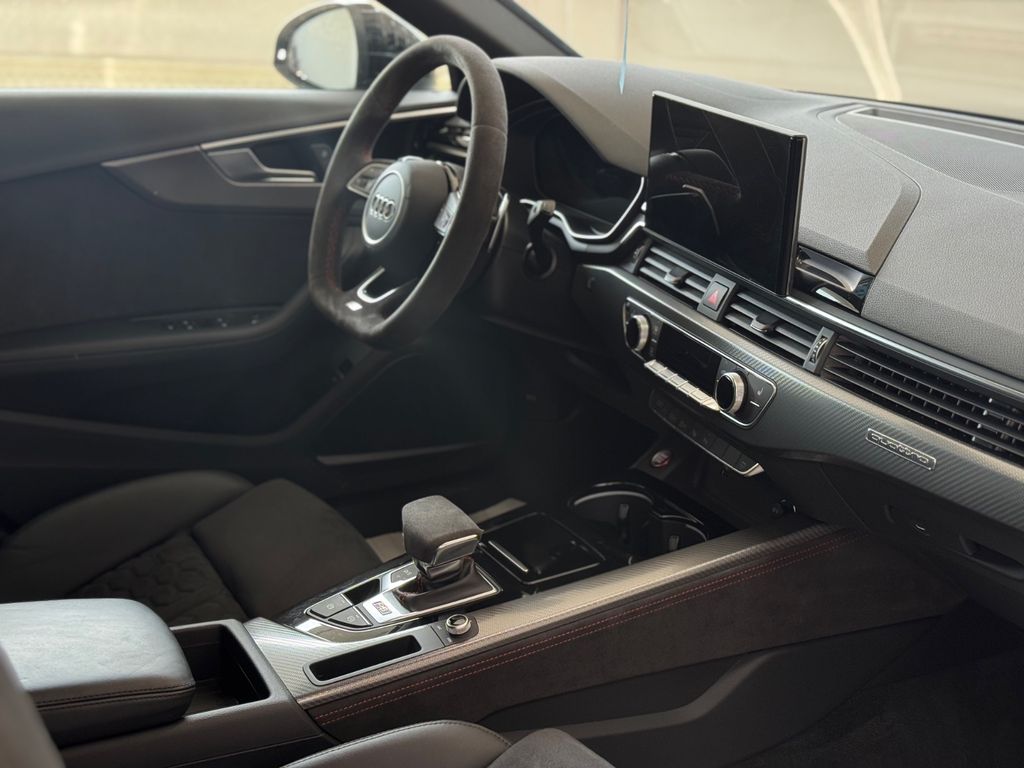 Audi RS4 2024 г. Зелёный, пробег 24712 км