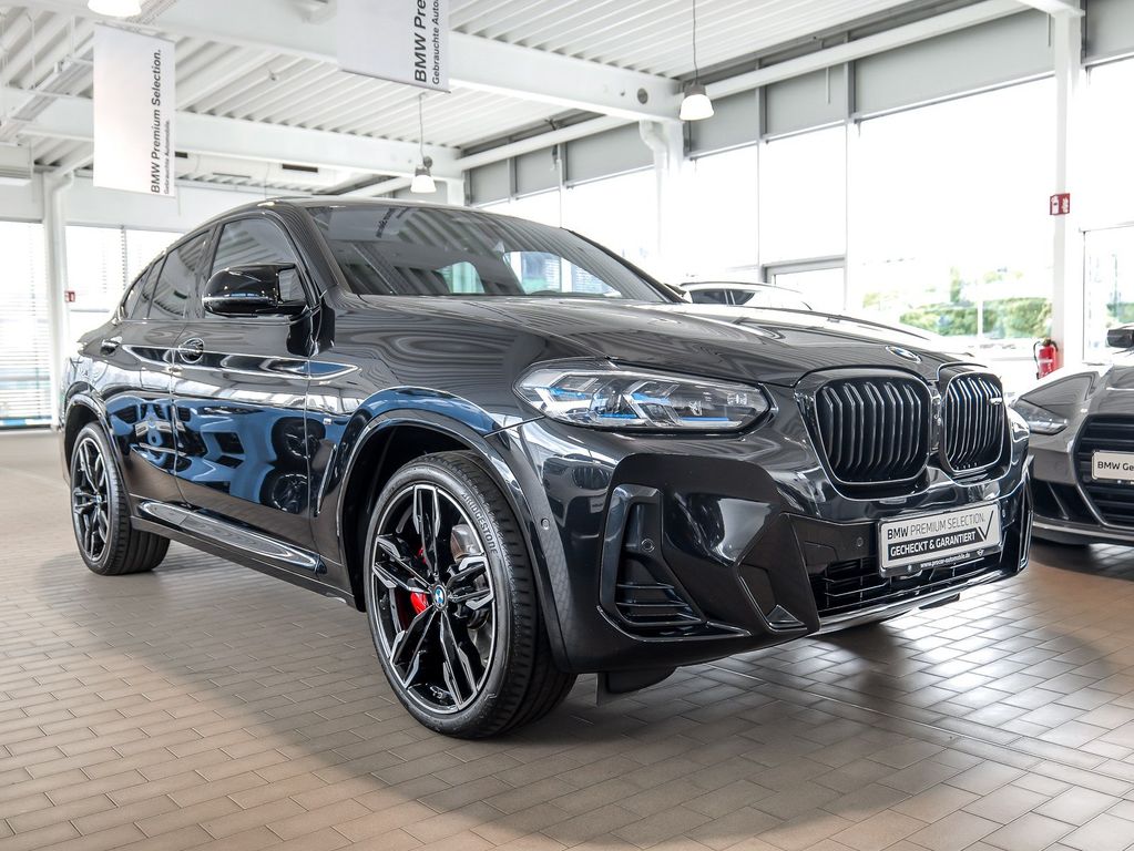 BMW X4 M40 2023 г. Чёрный, пробег 53820 км