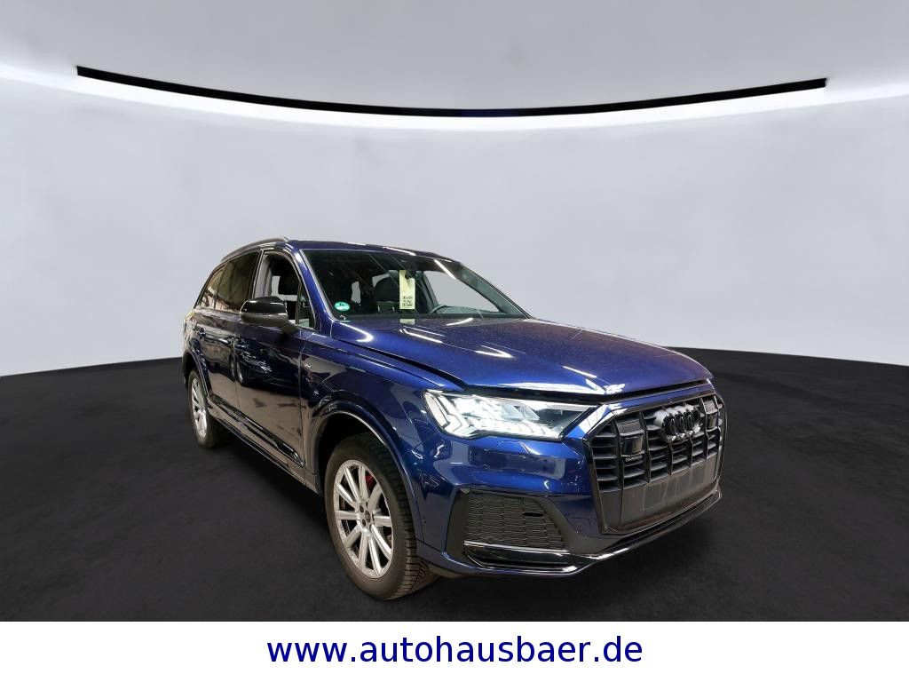 Audi Q7 2024 г. Синий, пробег 40844 км