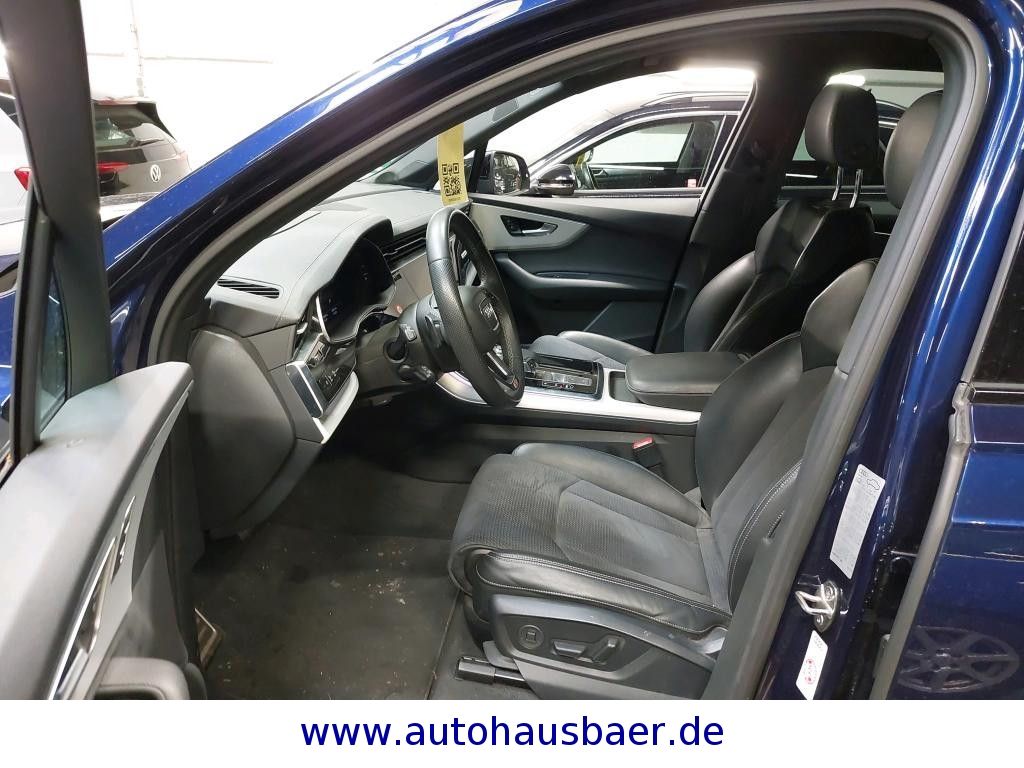 Audi Q7 2024 г. Синий, пробег 40844 км