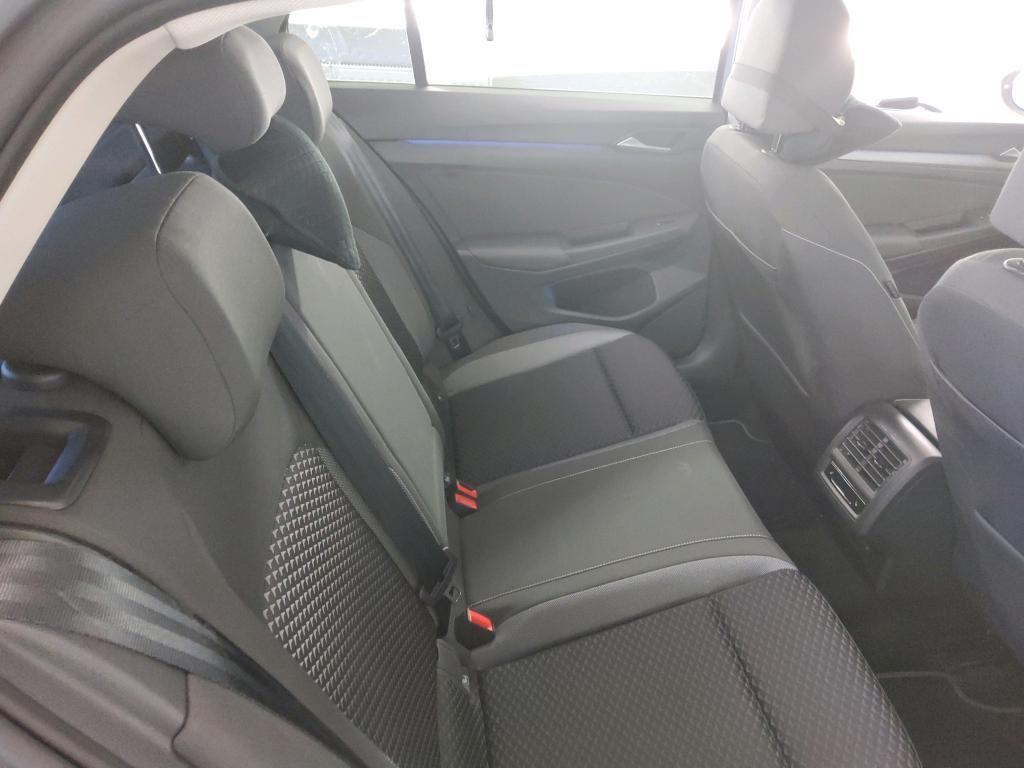 Volkswagen Golf 2023 г. Серый, пробег 56290 км