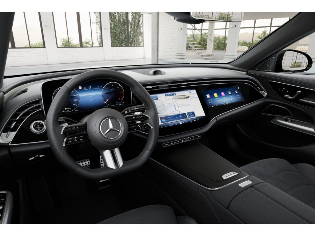 Mercedes-Benz E 220 2025 г. Белый, пробег 12158 км