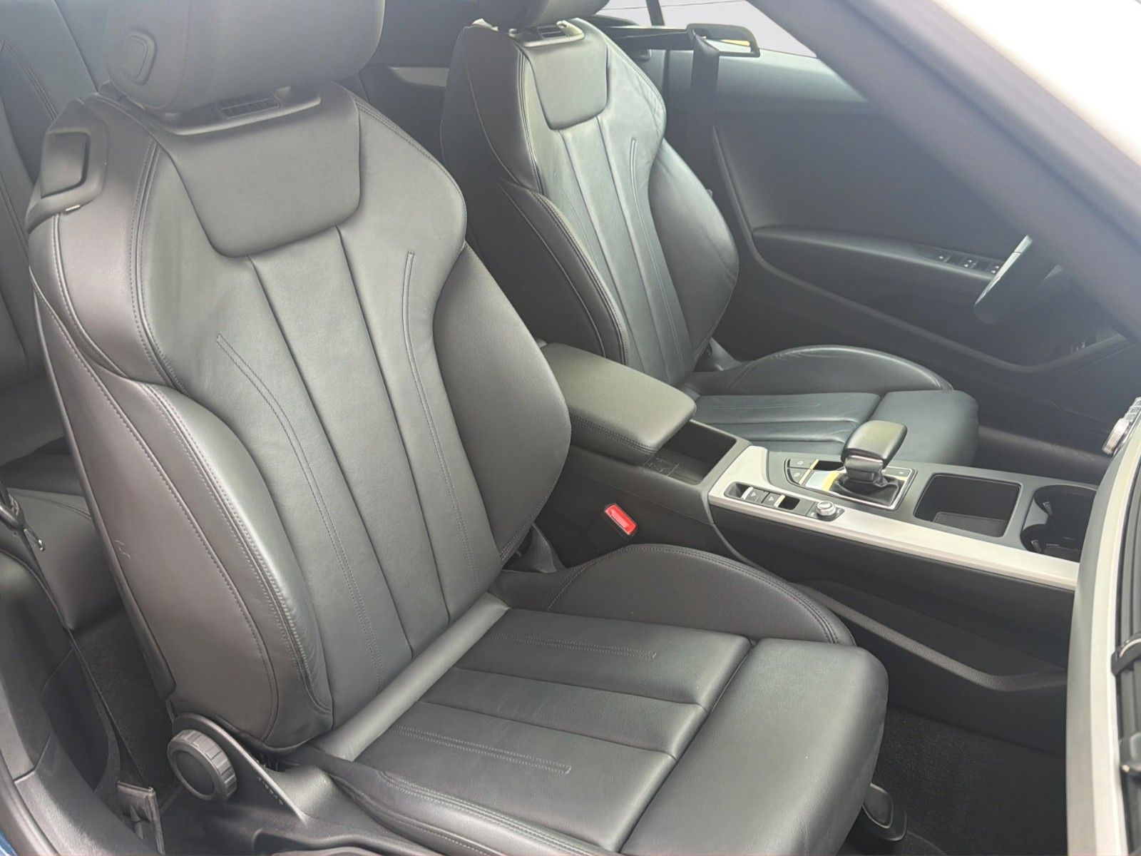 Audi A5 2023 г. Синий, пробег 29520 км