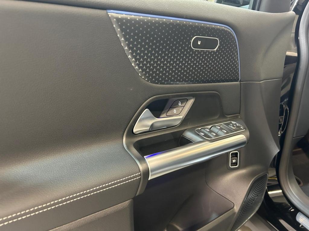 Mercedes-Benz GLA 200 2026 г. Чёрный, пробег 19000 км