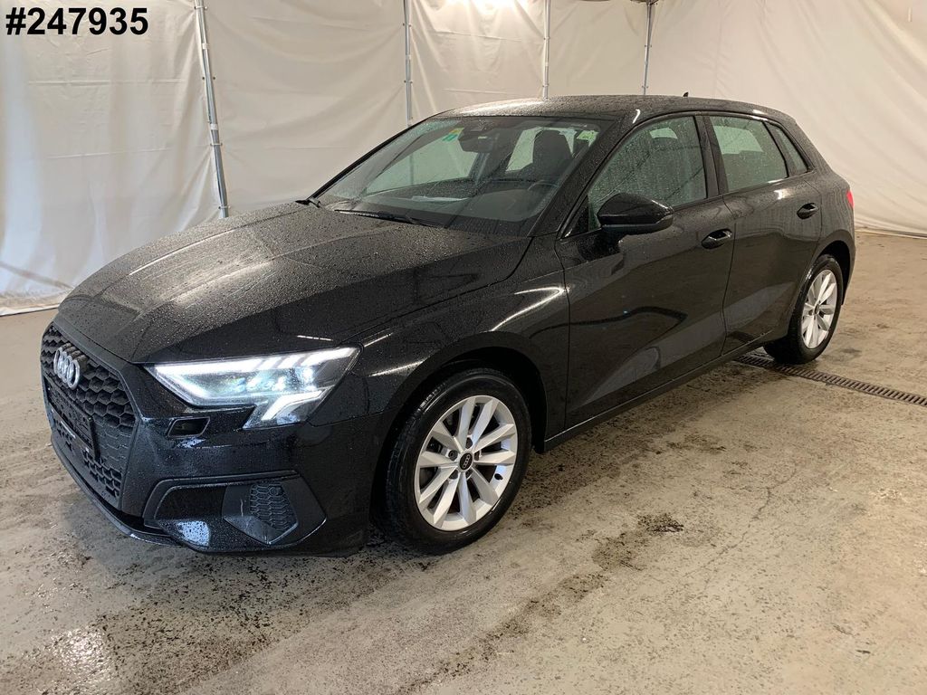 Audi A3 2023 г. Чёрный, пробег 41614 км