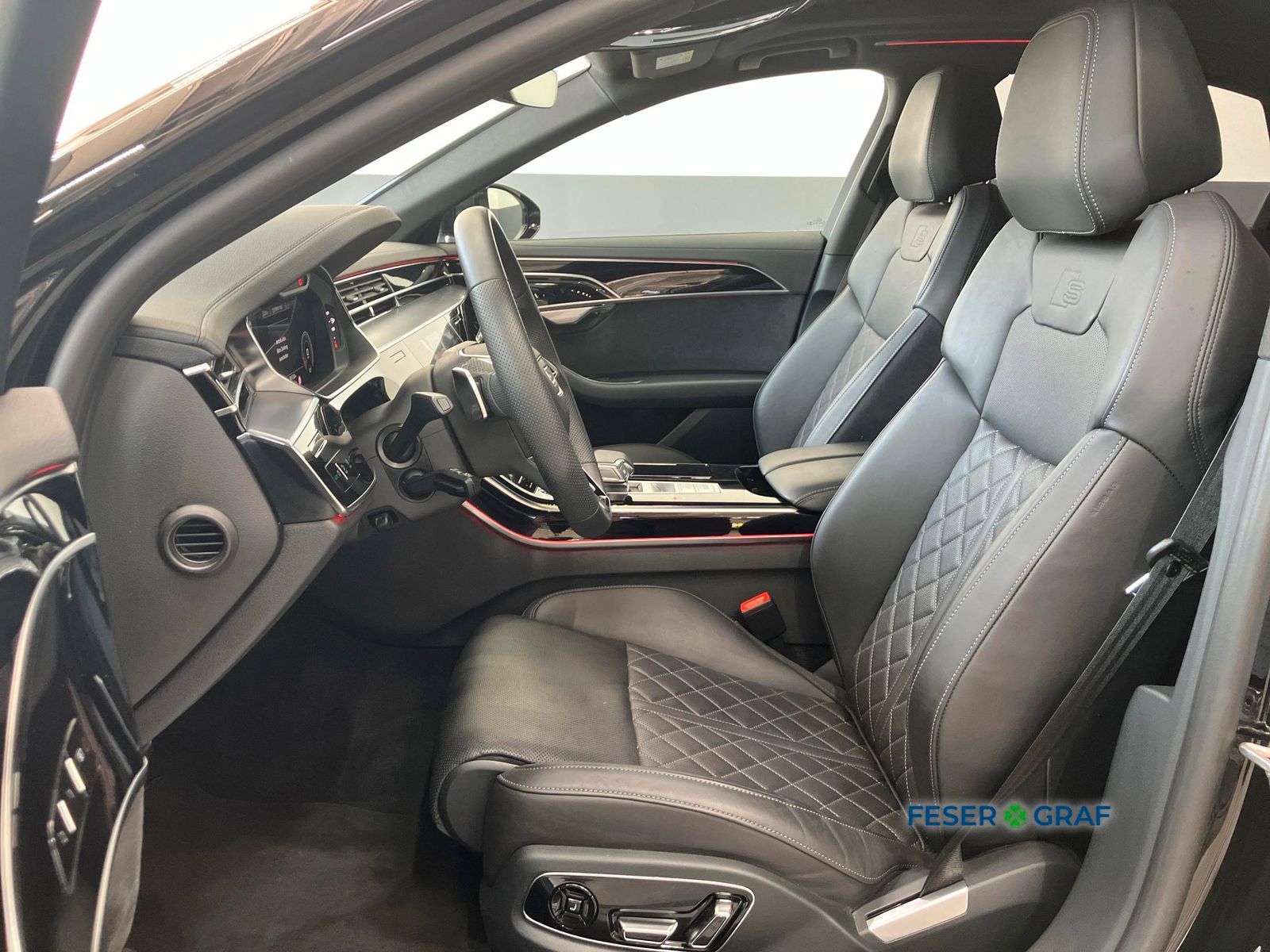 Audi A8 2023 г. Чёрный, пробег 40609 км