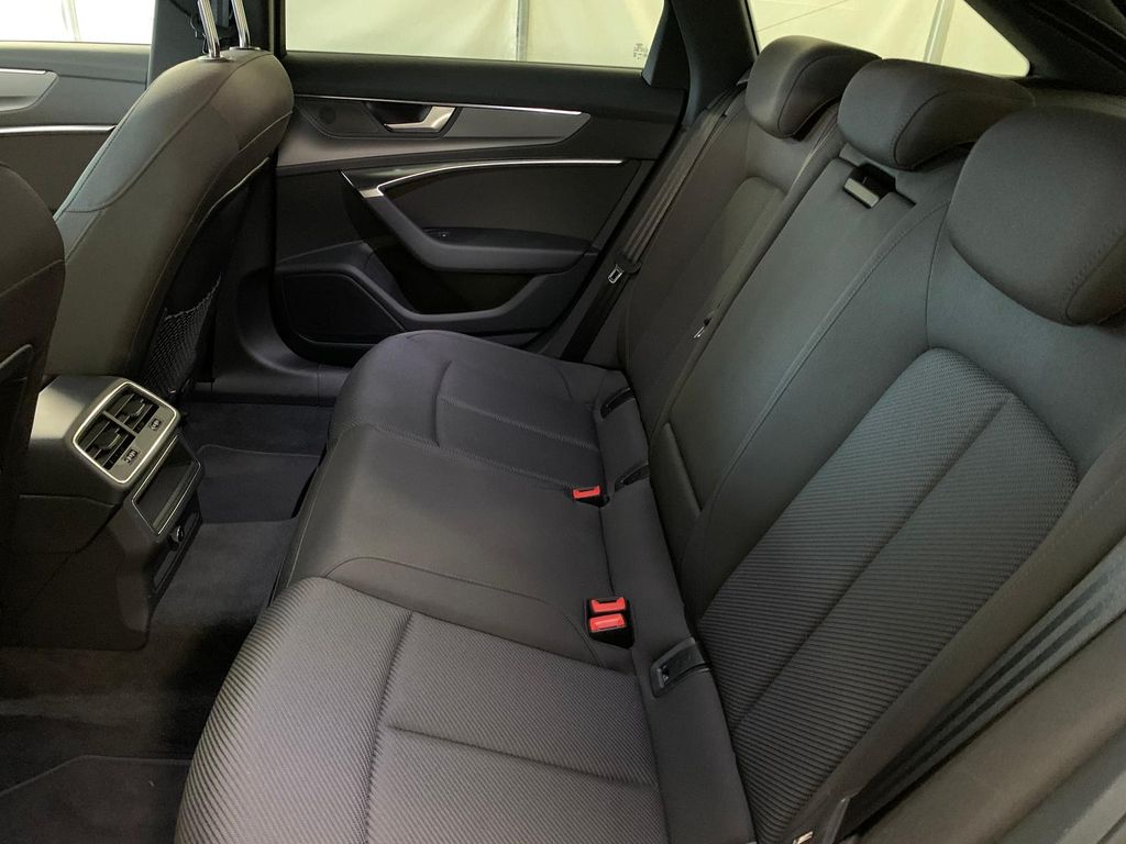Audi A6 2024 г. Синий, пробег 56567 км