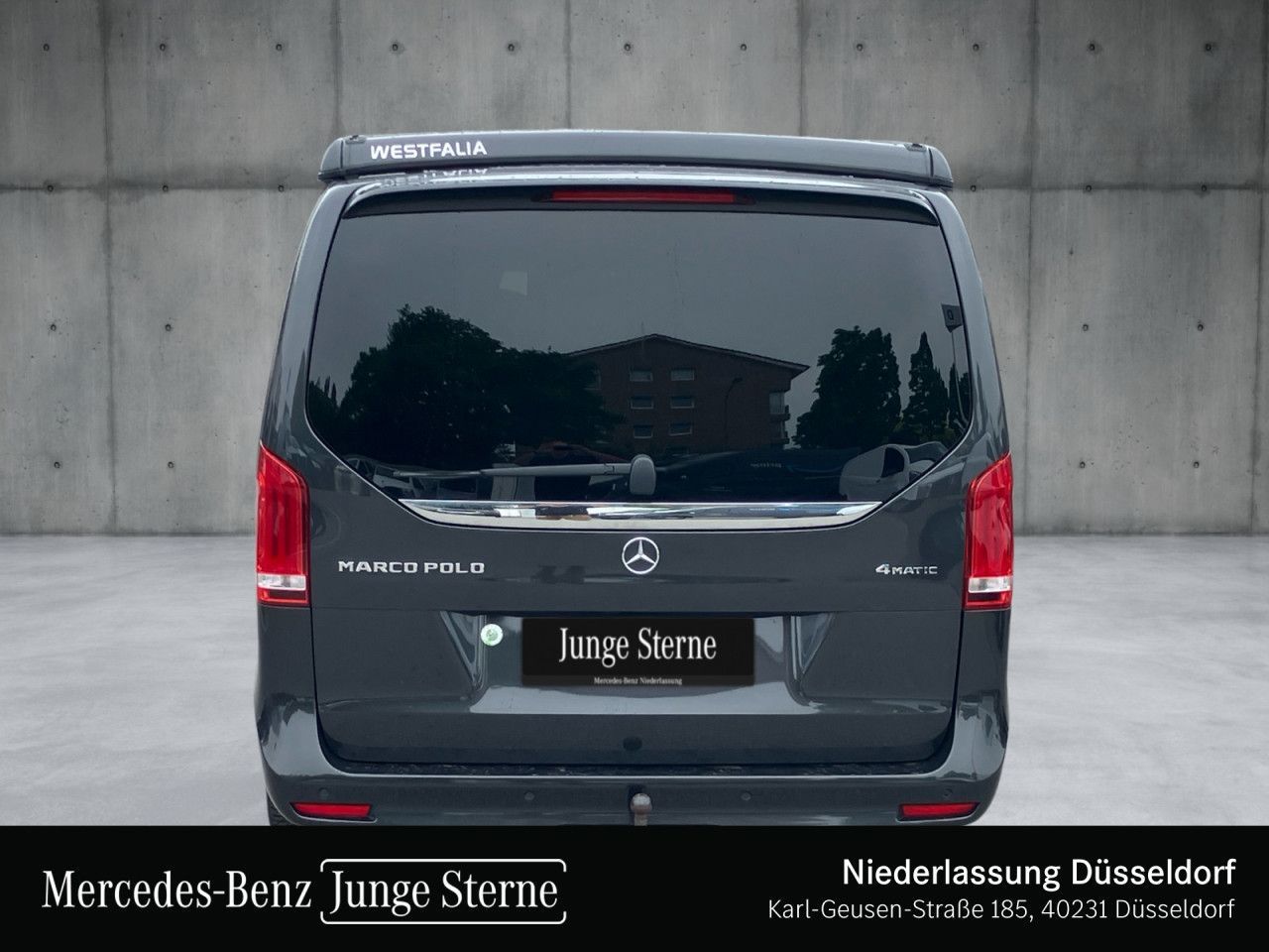 Mercedes-Benz V 220 2023 г. Серый, пробег 54298 км