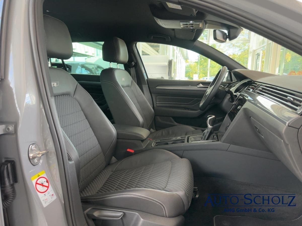 Volkswagen PASSAT VARIANT 2022 г. Серый, пробег 40800 км