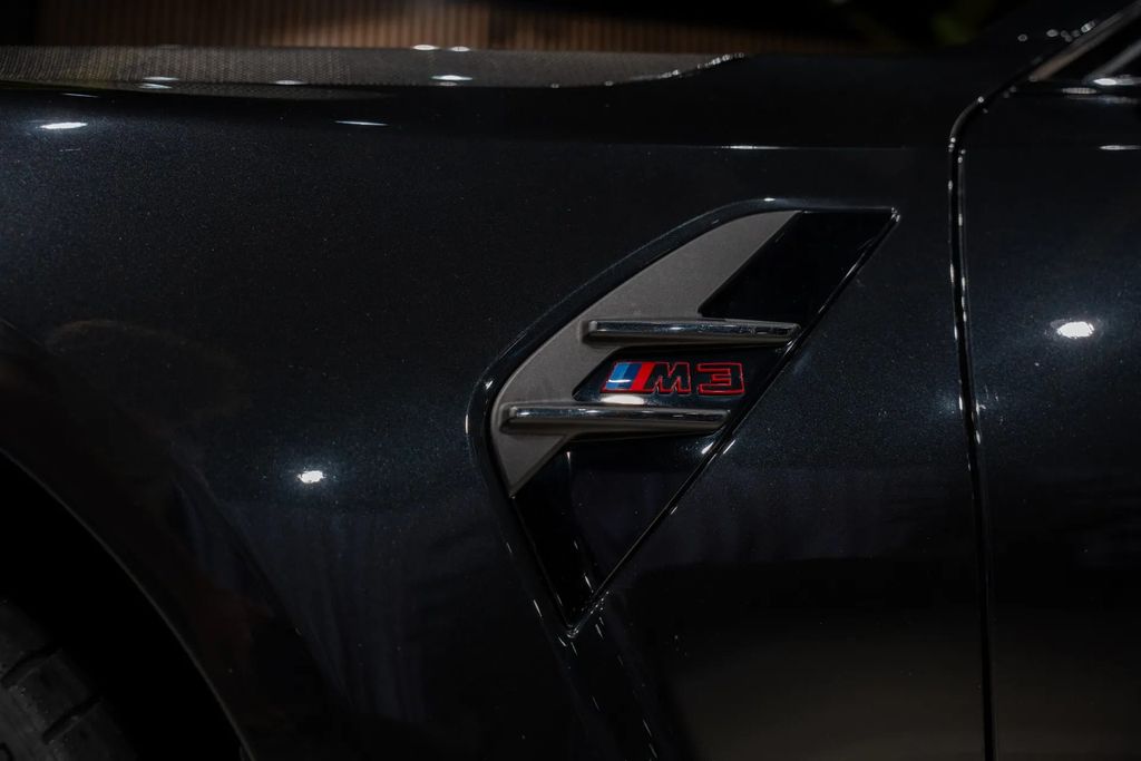 BMW M3 2023 г. Чёрный, пробег 48800 км