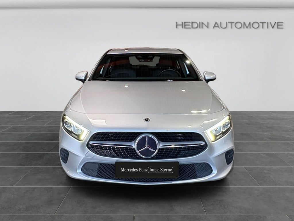 Mercedes-Benz A 200 2021 г. Серебристый, пробег 46685 км