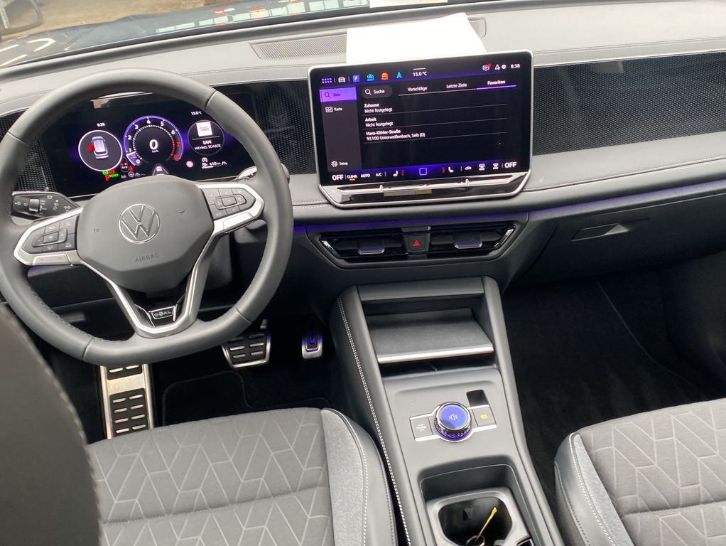 Volkswagen Tiguan 2025 г. Серый, пробег 25349 км