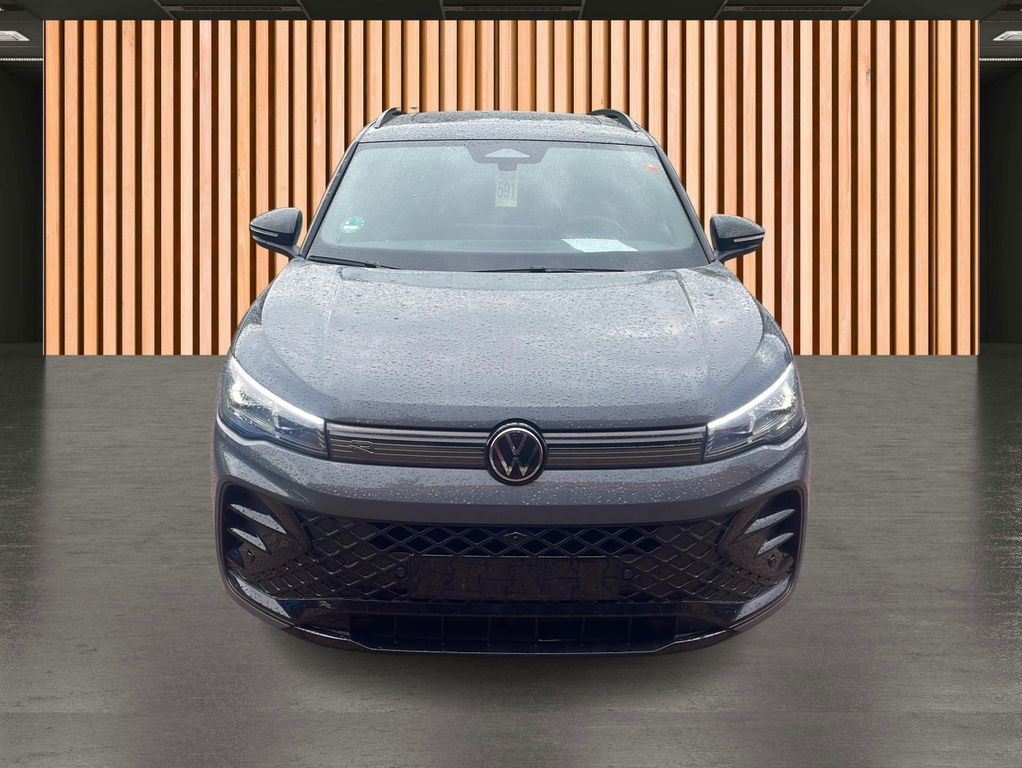 Volkswagen Tiguan 2025 г. Серый, пробег 26901 км