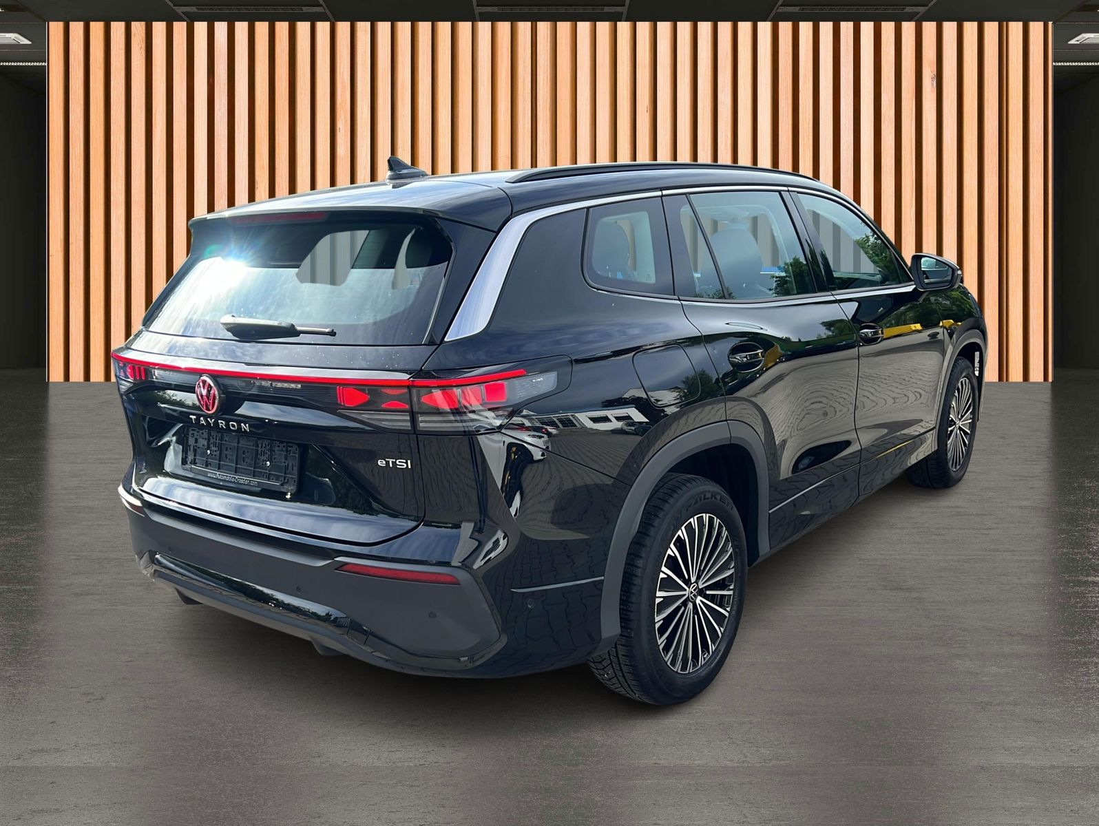 Volkswagen Tayron 2025 г. Чёрный, пробег 27191 км