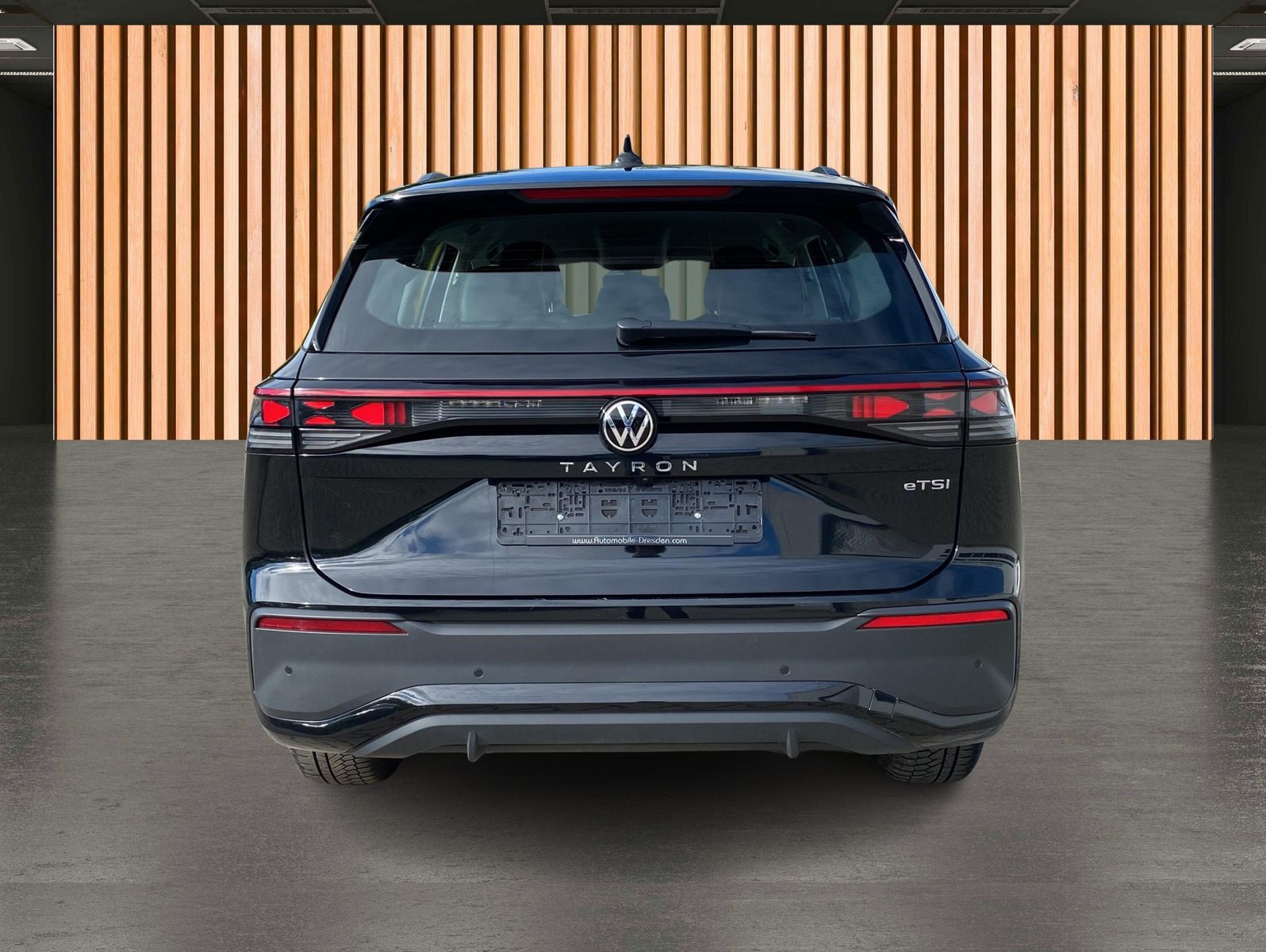Volkswagen Tayron 2025 г. Чёрный, пробег 26204 км
