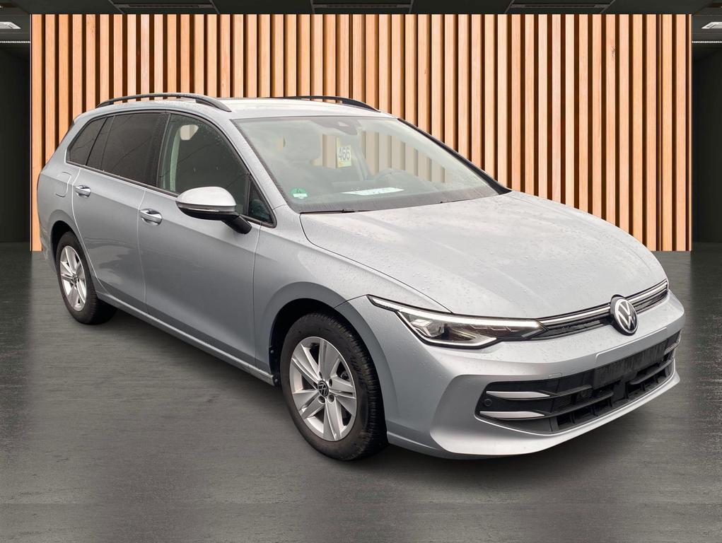 Volkswagen Golf 2025 г. Серебристый, пробег 14904 км
