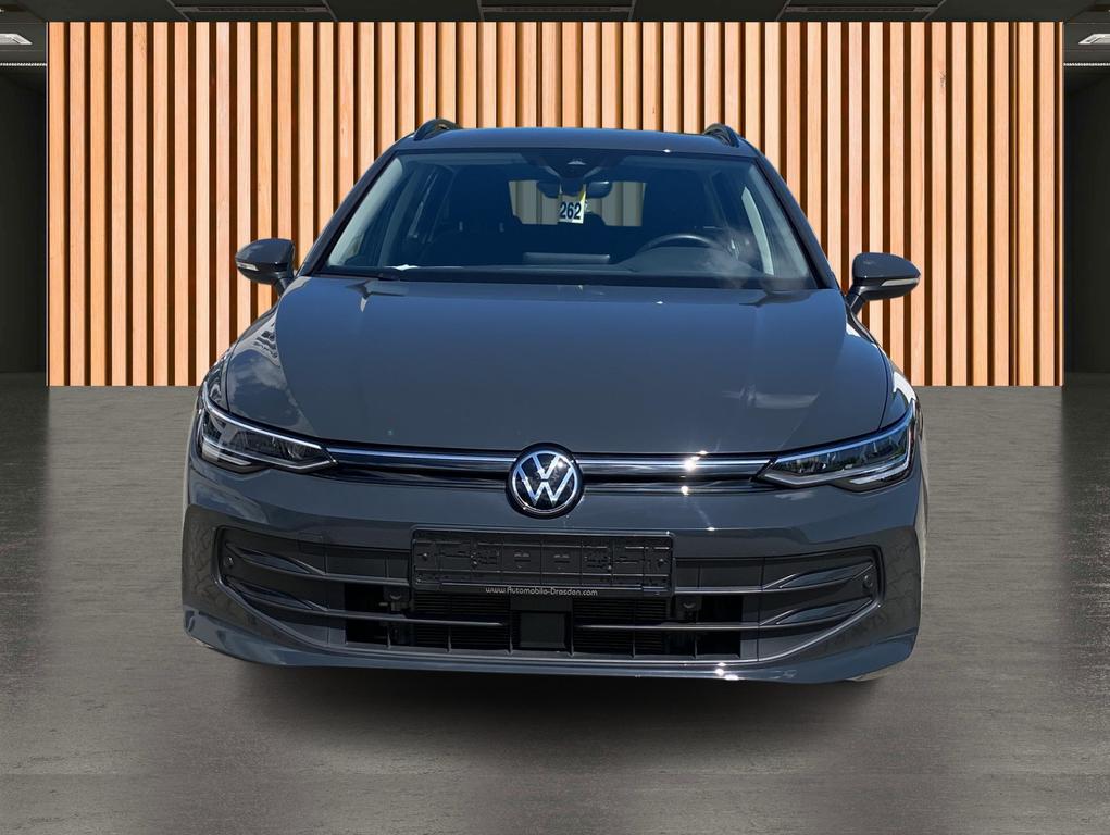 Volkswagen Golf 2024 г. Серый, пробег 17546 км