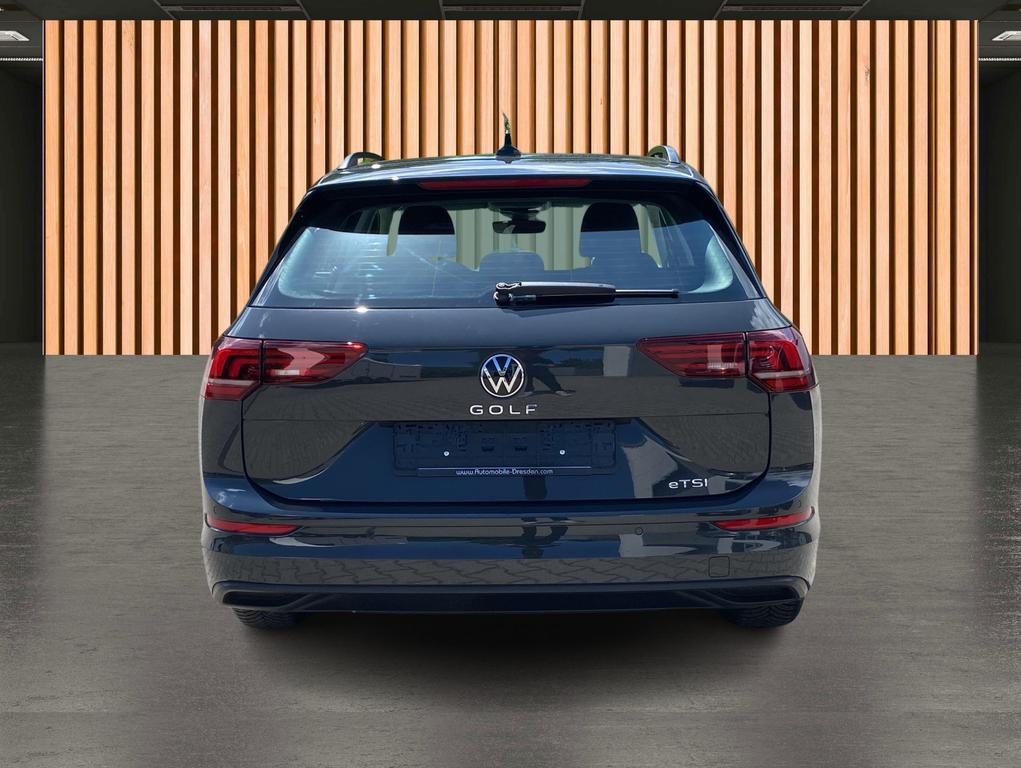 Volkswagen Golf 2024 г. Серый, пробег 17546 км