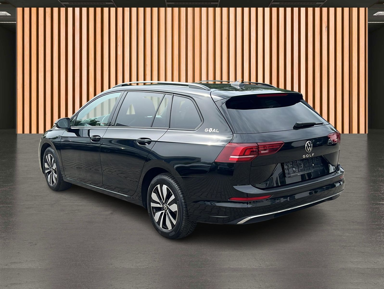 Volkswagen Golf 2025 г. Чёрный, пробег 25032 км