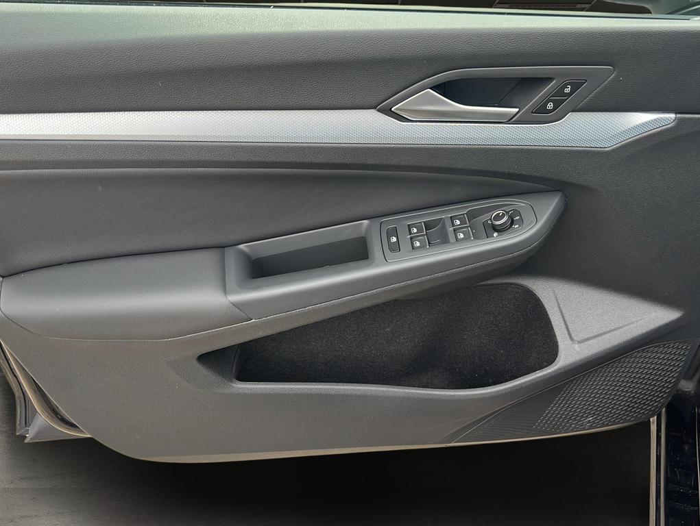 Volkswagen Golf 2025 г. Чёрный, пробег 25032 км