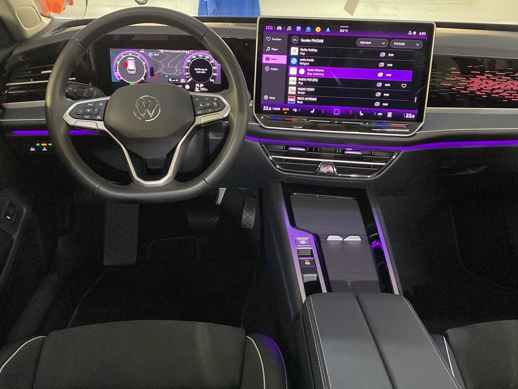 Volkswagen PASSAT VARIANT 2024 г. Чёрный, пробег 29894 км