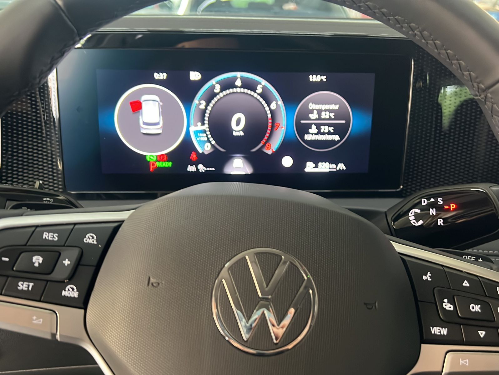 Volkswagen Tiguan 2024 г. Зелёный, пробег 25333 км