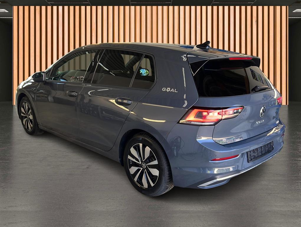 Volkswagen Golf 2025 г. Серый, пробег 17065 км