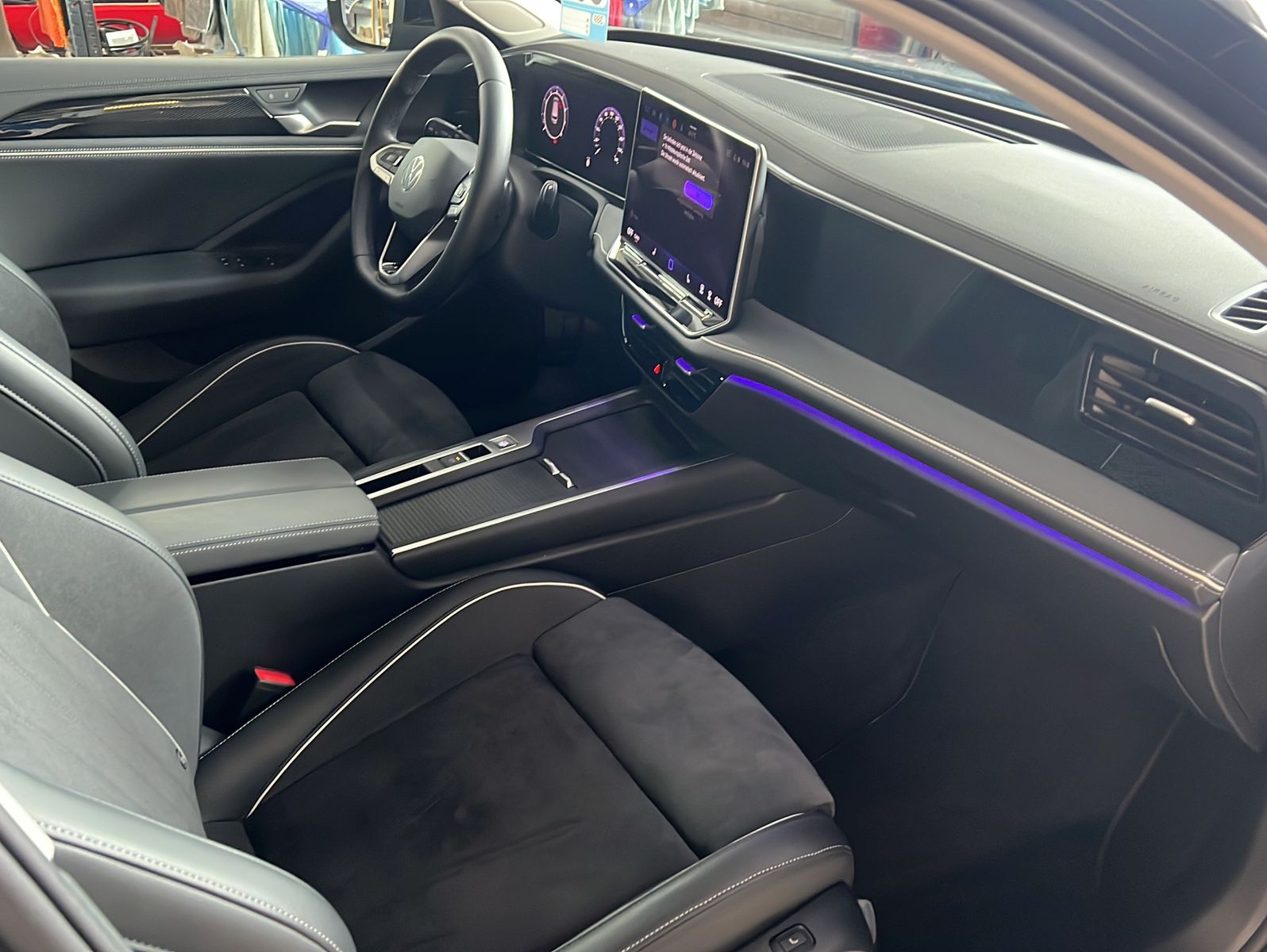 Volkswagen PASSAT VARIANT 2025 г. Чёрный, пробег 16355 км