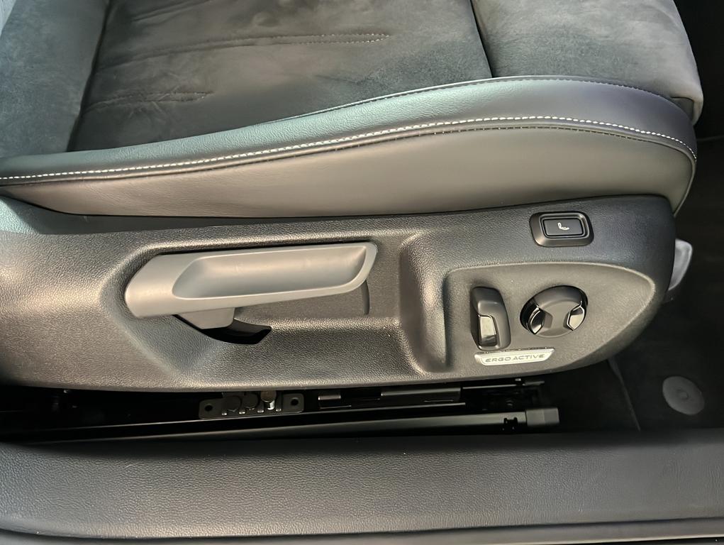 Volkswagen PASSAT VARIANT 2025 г. Чёрный, пробег 16355 км