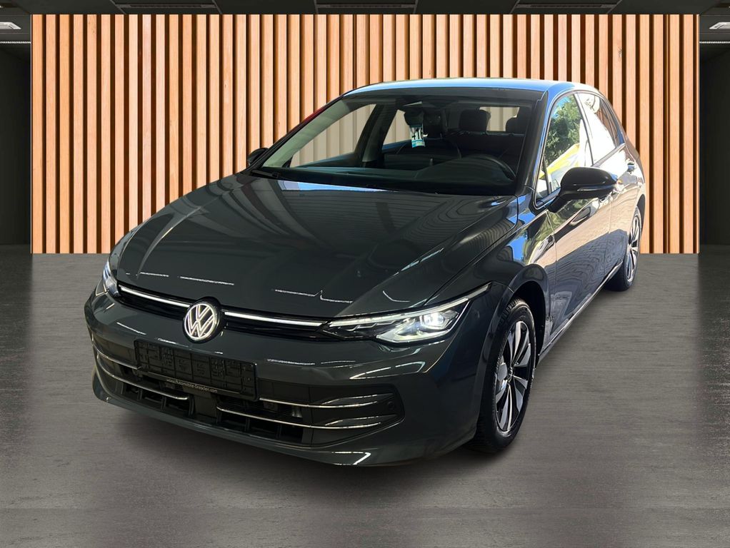 Volkswagen Golf 2025 г. Серый, пробег 23056 км