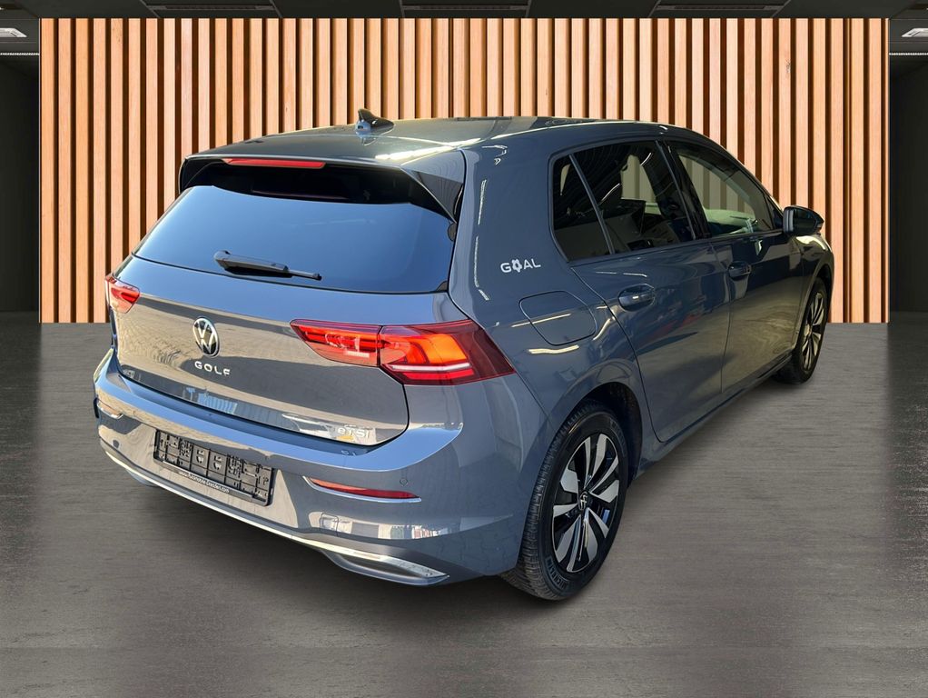Volkswagen Golf 2025 г. Серый, пробег 23056 км