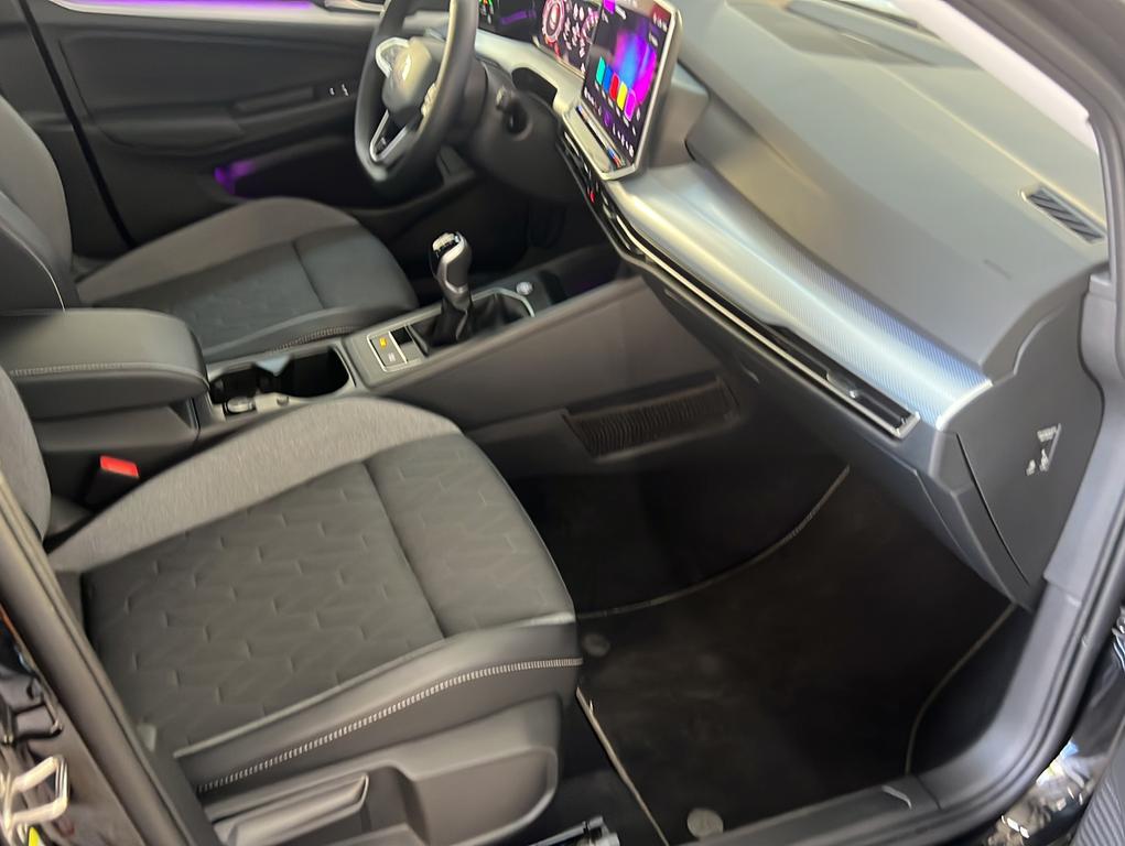Volkswagen Golf 2025 г. Чёрный, пробег 25809 км