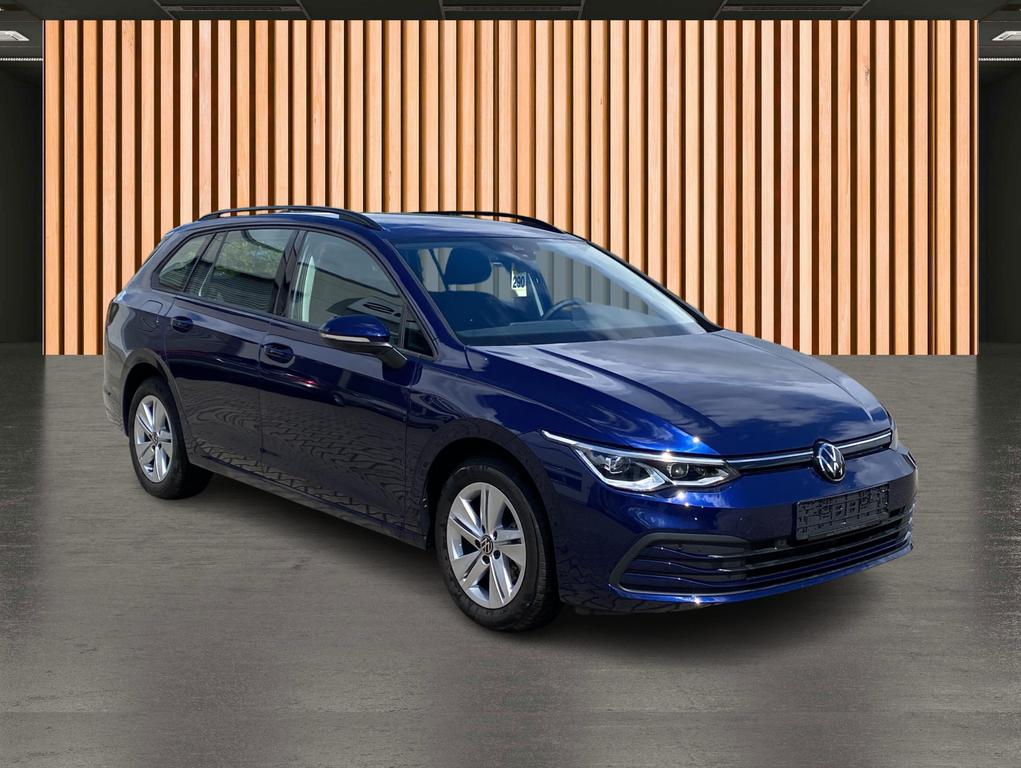 Volkswagen Golf 2024 г. Синий, пробег 4472 км