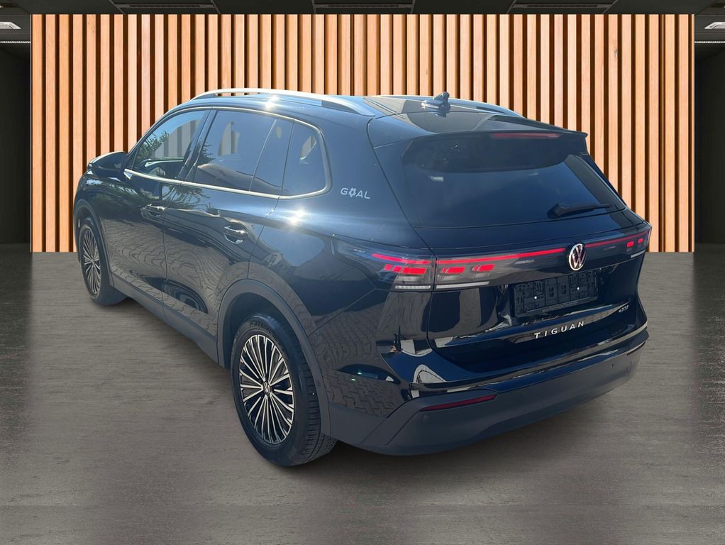 Volkswagen Tiguan 2025 г. Чёрный, пробег 25583 км