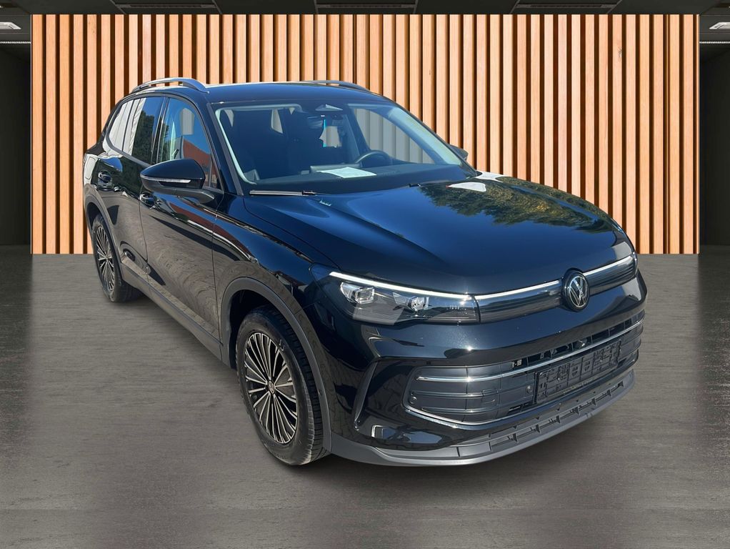 Volkswagen Tiguan 2025 г. Чёрный, пробег 25583 км