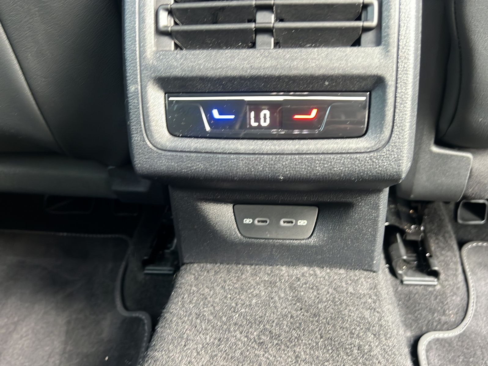 Volkswagen Golf 2025 г. Чёрный, пробег 25250 км