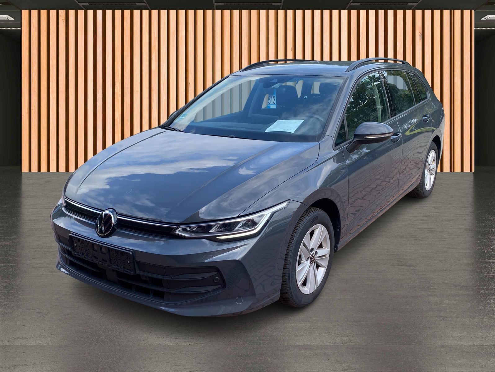 Volkswagen Golf 2025 г. Серый, пробег 28051 км