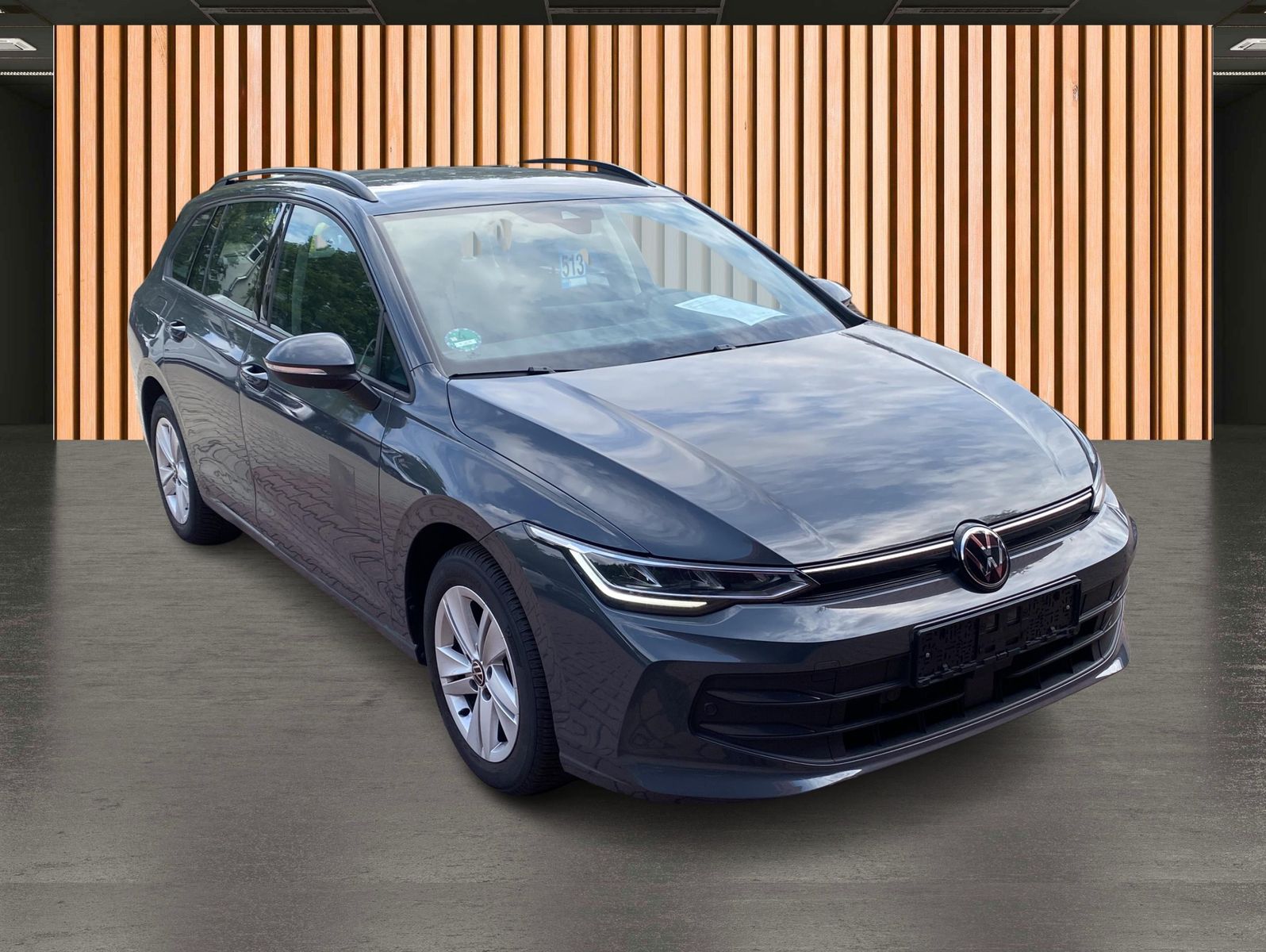Volkswagen Golf 2025 г. Серый, пробег 28051 км