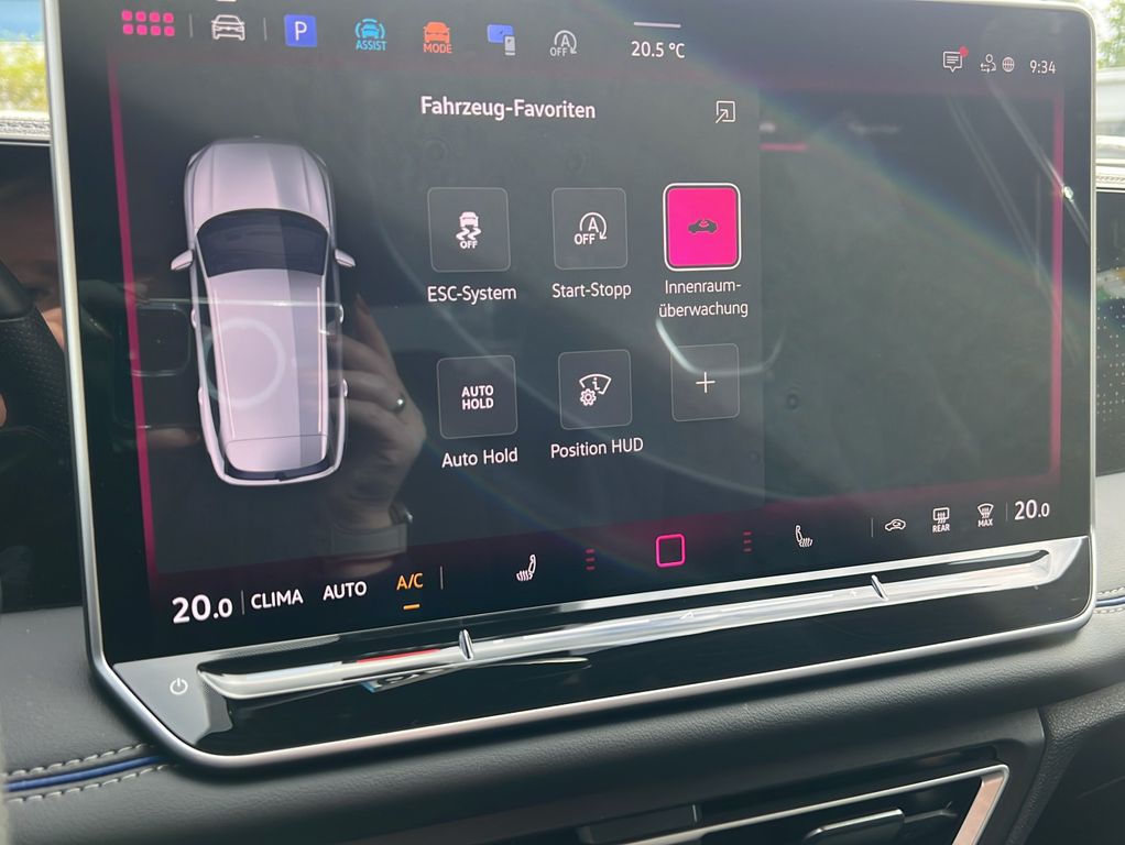 Volkswagen Tiguan 2025 г. Серый, пробег 24500 км