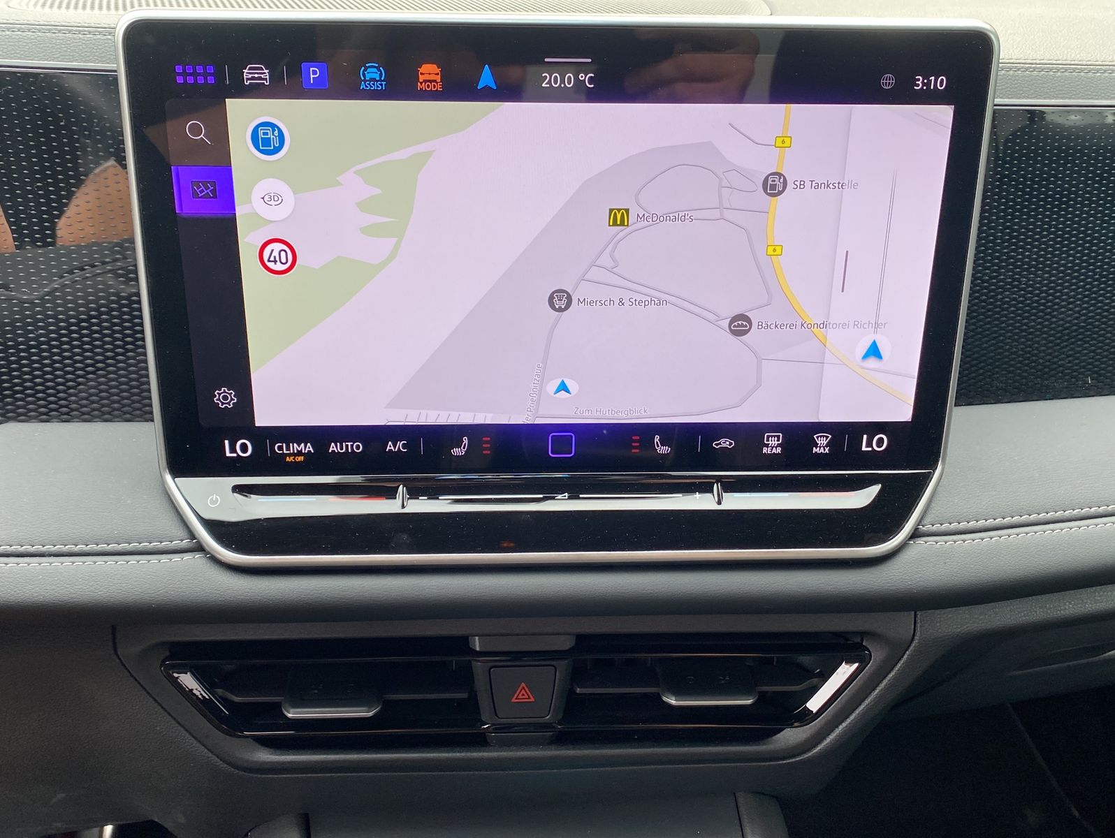 Volkswagen Tiguan 2025 г. Чёрный, пробег 25500 км