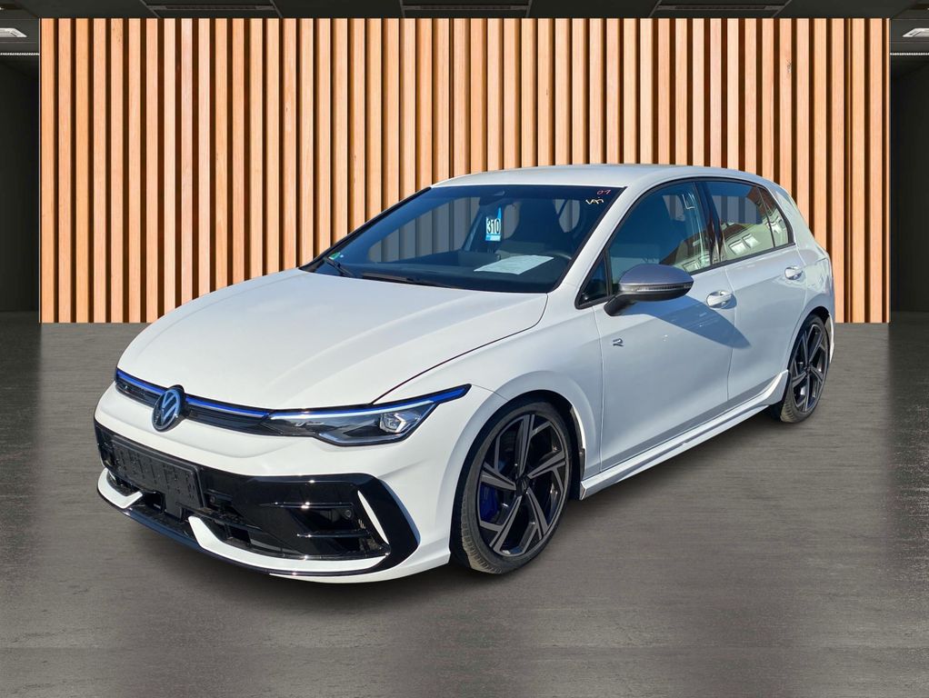 Volkswagen Golf 2025 г. Белый, пробег 19805 км