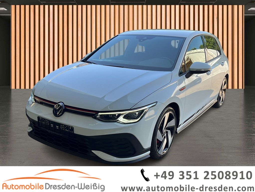 Volkswagen Golf 2024 г. Белый, пробег 19920 км