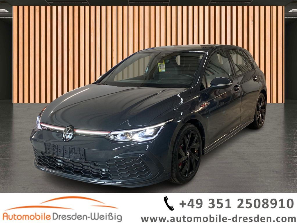 Volkswagen Golf 2024 г. Серый, пробег 8850 км