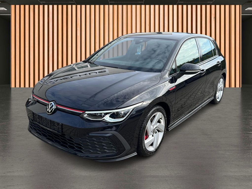 Volkswagen Golf 2024 г. Чёрный, пробег 26842 км