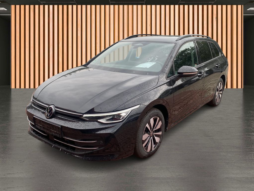 Volkswagen Golf 2025 г. Красный, пробег 21688 км