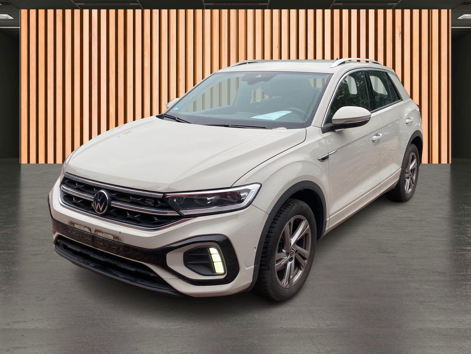 Volkswagen T-Roc 2024 г. Серый, пробег 21965 км